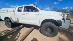 WREACKING TOYOTA HILUX 2006 1KD